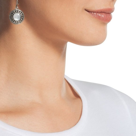 Chico's Shelbi Drop Earrings - Picture 2 of 3